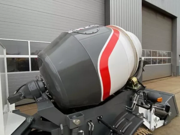 ZWZG 2200 CONCRETE MIXER - Image 2